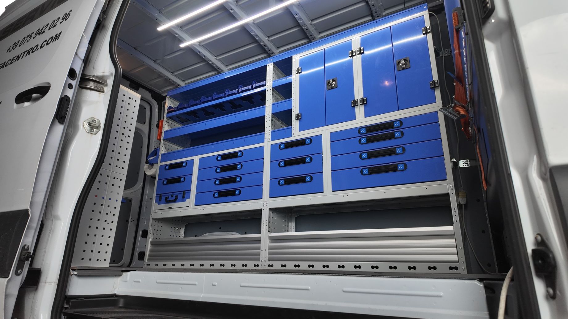 Van Racking Tecnolam 1 592008888 1396841459115983 4541985858868589805 n 1 2a576be8